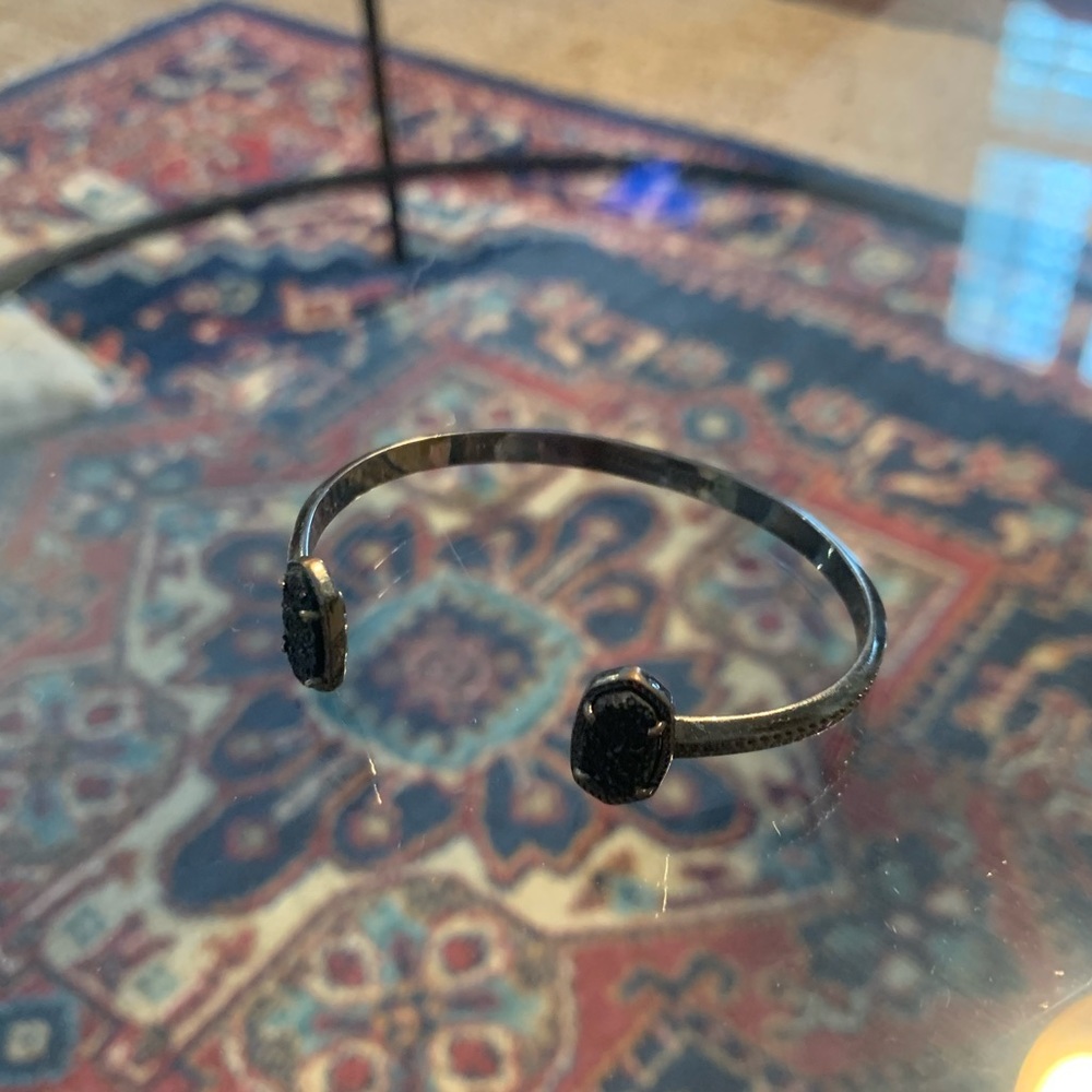 Kendra Scott bracelet